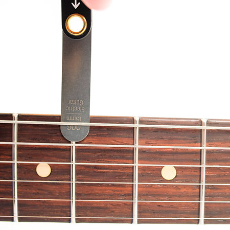 MusicNomad Kit de réglage pour truss rod et l'action des cordes livré avec MN600 et MN602