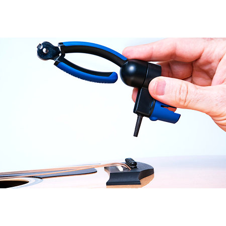 MN223 Grip One All in One String Winder avec pince et retrait pin MusicNomad