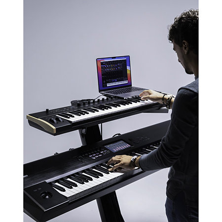 KeyStage 61 + Komplete 15 Standard Upgrade Korg