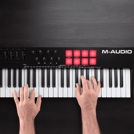 M AUDIO Oxygen 61 MKV + Komplete 15 Standard Upgrade