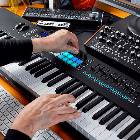 Launchkey 88 MK3 + Komplete 15 Standard Upgrade Novation