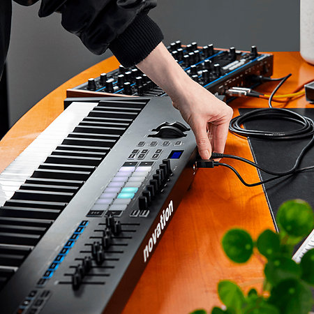 Launchkey 88 MK3 + Komplete 15 Standard Upgrade Novation