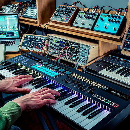 49SL MkIII + Komplete 15 Standard Upgrade Novation