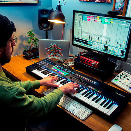 61SL MkIII + Komplete 15 Standard Upgrade Novation