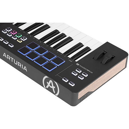 KeyLab Essential MK3 61 Black + Komplete 15 Standard Upgrade Arturia