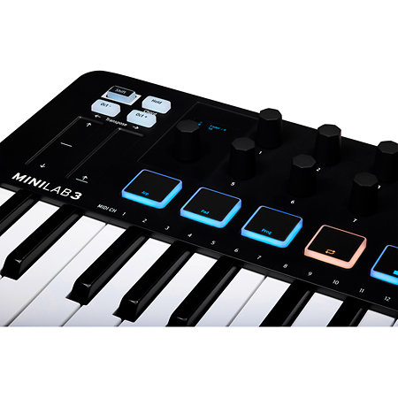 MiniLab 3 Black + Komplete 15 Standard Upgrade Arturia
