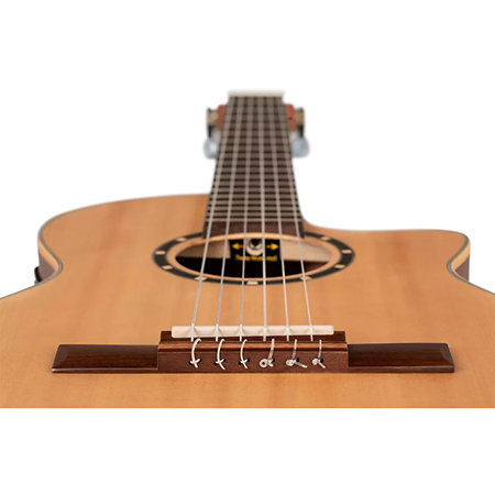R125 Guitare électro-acoustique nylon 3/4 Ortega