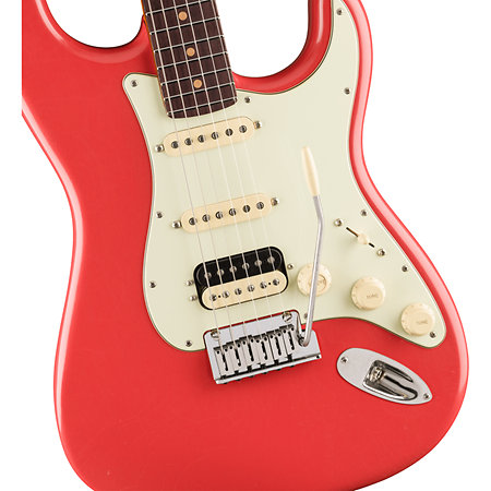 American Ultra Luxe '60s Stratocaster HSS RW Fiesta Red + Etui Fender