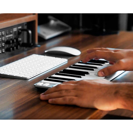 Xkey Air 25 ESI Audiotechnik