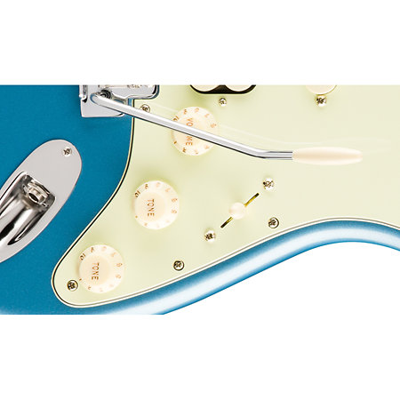 American Professional Classic Stratocaster HSS MN Faded Lake Placid Blue + Housse Fender