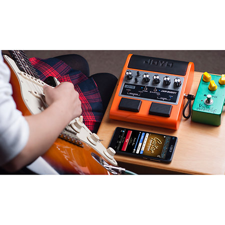Jam Buddy Ampli format pédale 2x4W Joyo