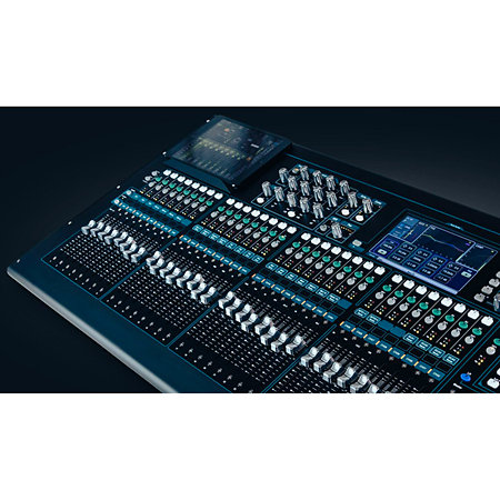 Qu-32 Chrome Edition + Dust Cover Allen & Heath