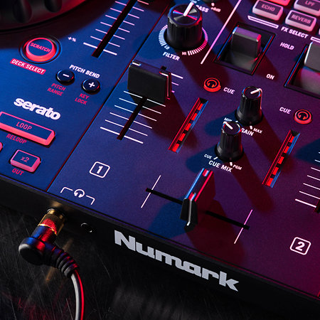 Pack Mixtrack Platinum FX + Enceinte Classic 5 (la paire) Numark