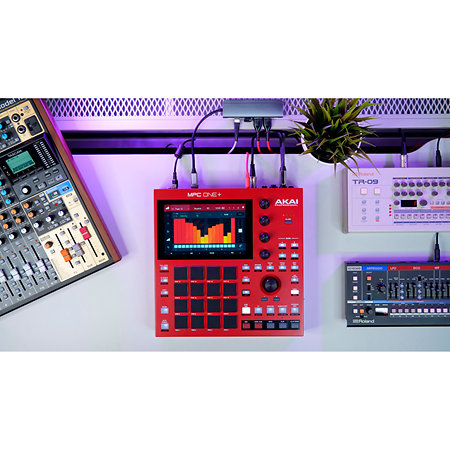 Pack MPC One+ + Enceinte Classic 5 (la paire) Akai