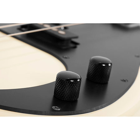 P4 Ivory Schecter