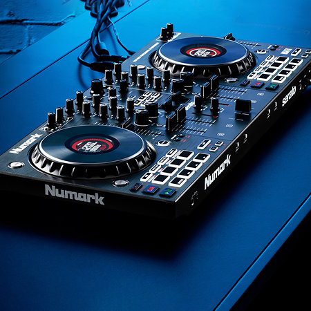 NS4FX + Comfort Large Controller Bag Numark