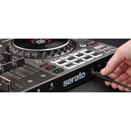 NS4FX + K-Max MK2 Large 2/4 Channels DJ Controller Bag Numark