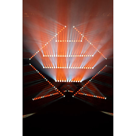 Phantom 1220 Zoombar Showtec
