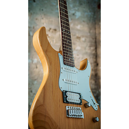 Pacifica 112V Yellow Natural Satin Yamaha