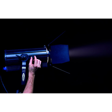 ACT Fresnel 50 RGBAL Showtec