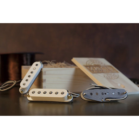 The Sultan Pickup Set micros SSS White Schecter