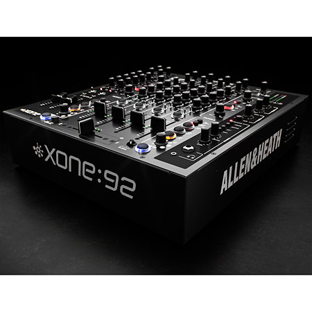 Pack Xone:92 mk2 + 12" Flight Case Black Allen & Heath