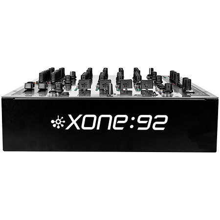 Pack Xone:92 mk2 + EVA Case Allen & Heath