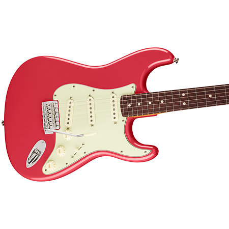 American Professional Classic Stratocaster Faded Dakota Red  + Housse Fender
