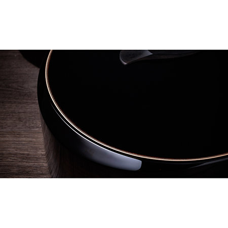 Builder's Edition 814ce Next Generation Blacktop + Etui Taylor