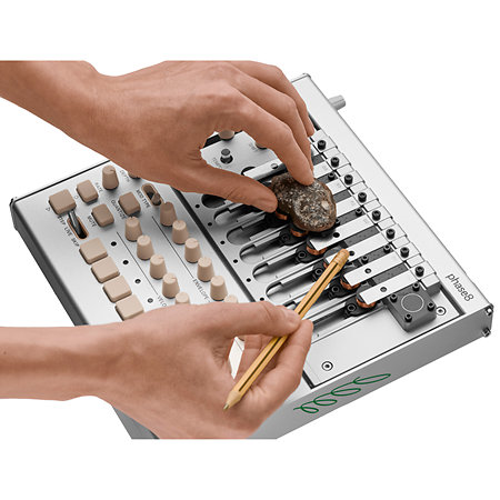 Phase8 Édition Limitée Korg
