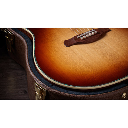 Gold Label 917e SB Sunburst Taylor