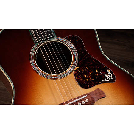 Gold Label 917e SB Sunburst Taylor