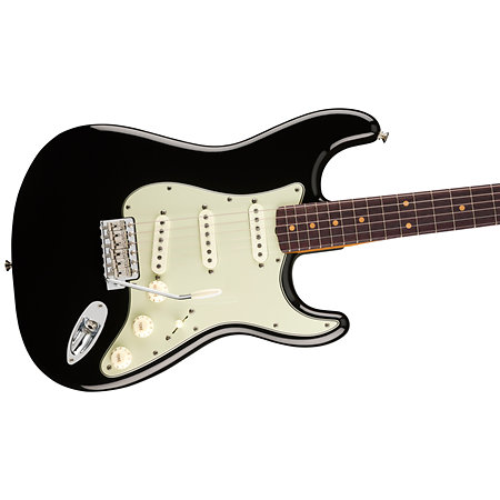 Vintera III Early 60s Stratocaster Black + housse Fender
