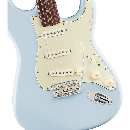 Vintera III Early 60s Stratocaster Sonic Blue + housse Fender