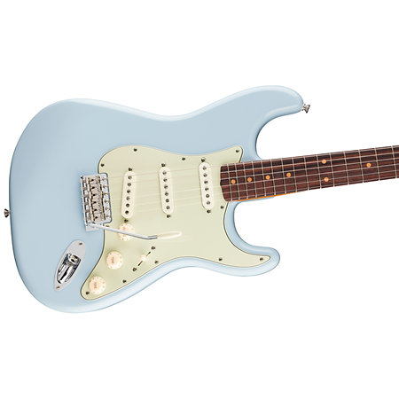 Vintera III Early 60s Stratocaster Sonic Blue + housse Fender