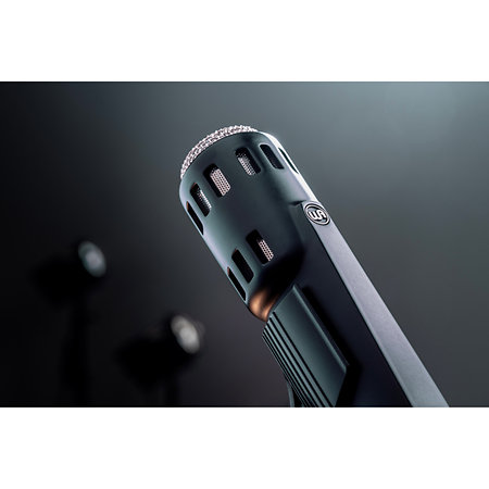 Retro 64 Black Warm Audio