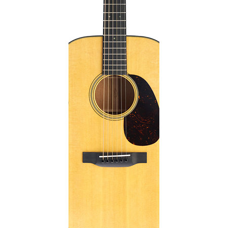 00-18 Golden Era 2025 + étui Martin Guitars