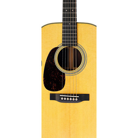 00-28 GE LH + étui Martin Guitars