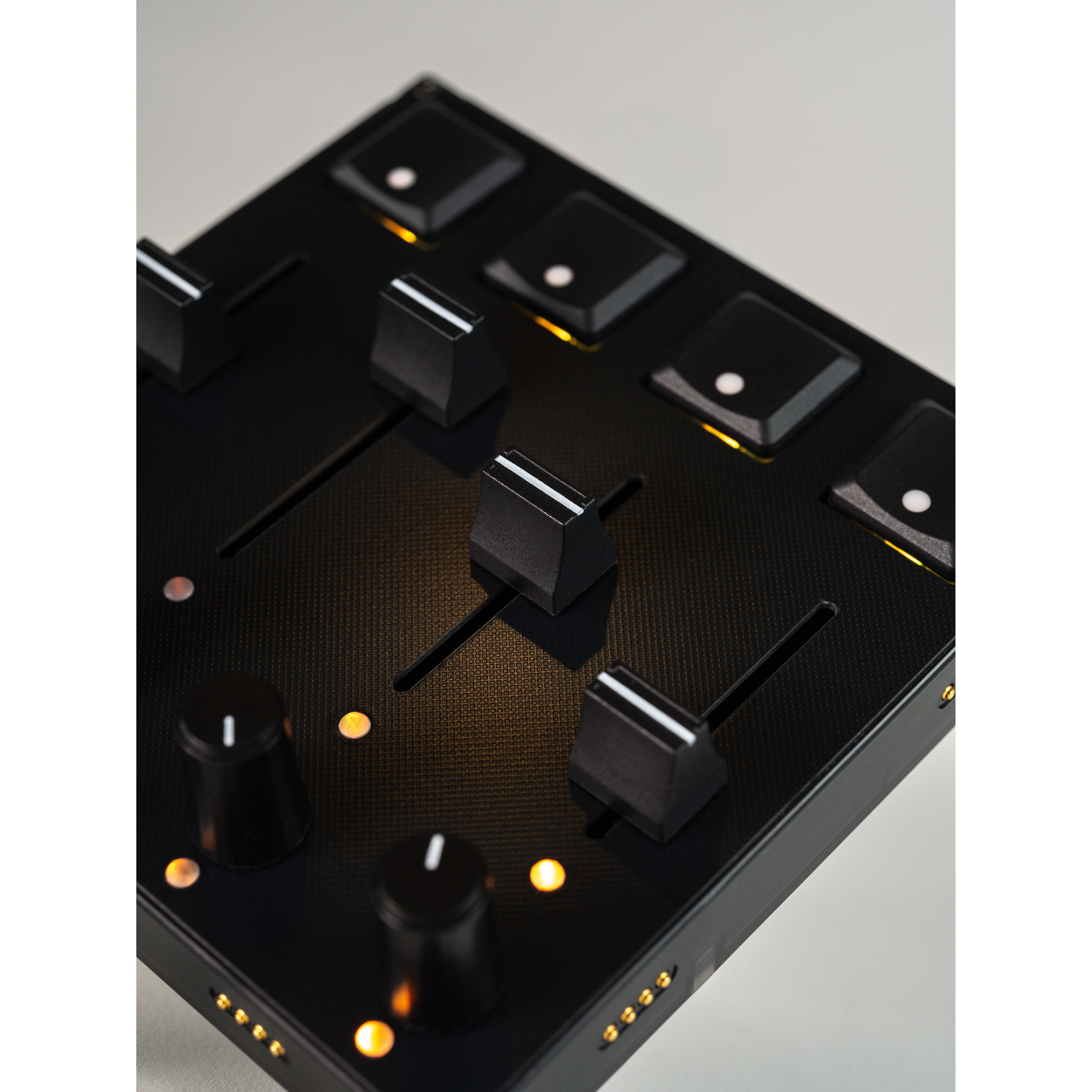 Pbf4 Intech Studio Grid Series 3 PBF4 Linear Mechanical - Surface de ...