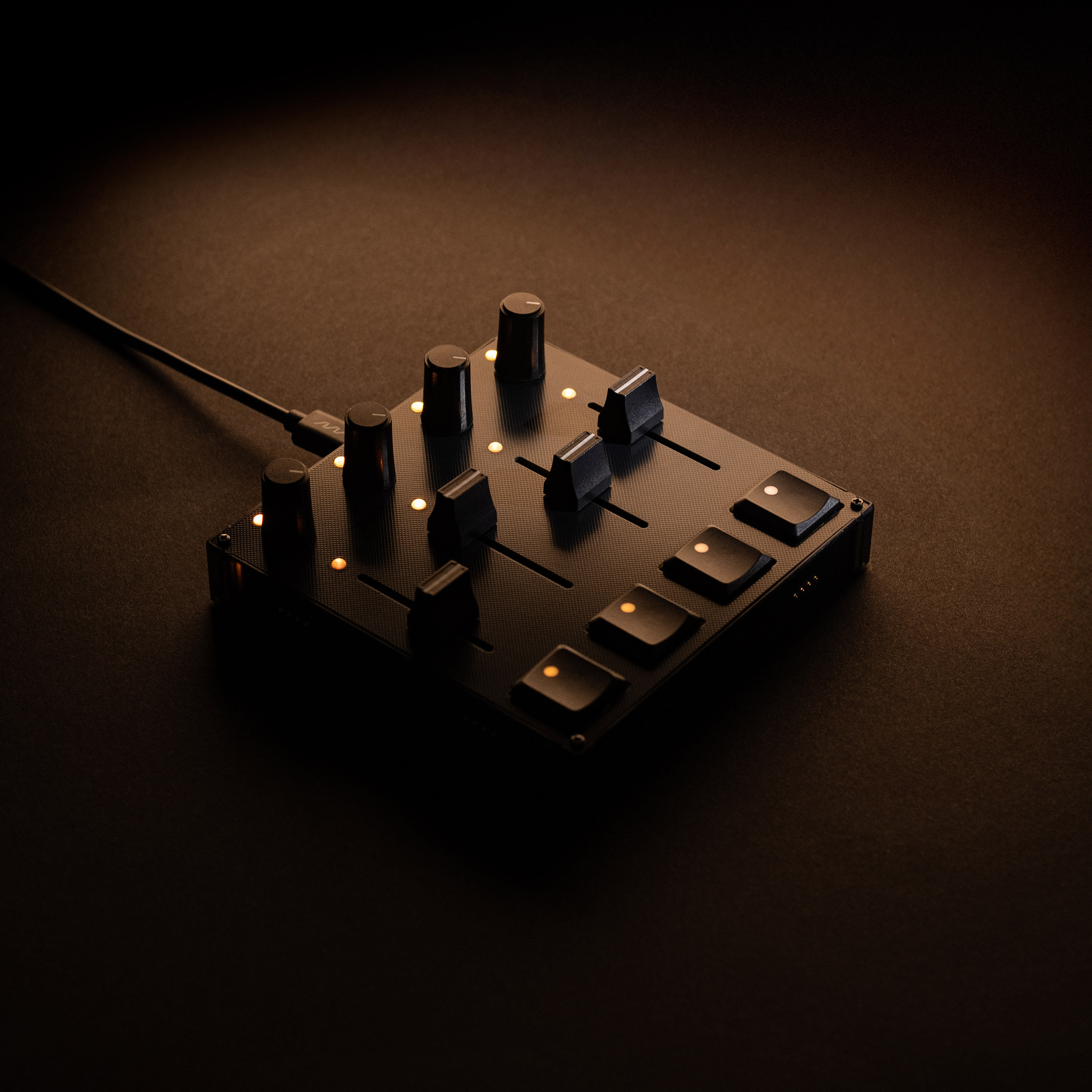 Pbf4 Intech Studio Grid Series 3 PBF4 Linear Mechanical - Surface de ...