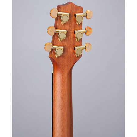 GP3HSE NS Natural Satin 3/4 Takamine