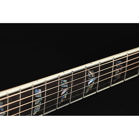 Dreadnought Cutaway Electro P10DC Takamine