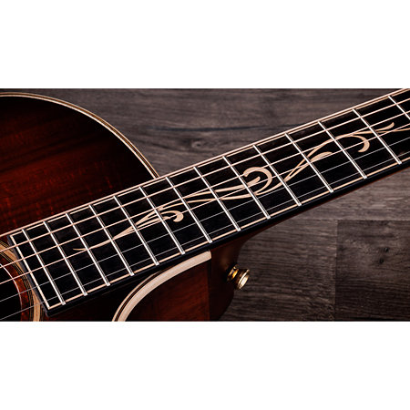 Builder's Edition K24ce Next Generation + Etui Taylor