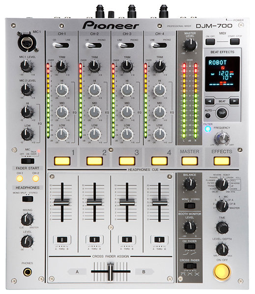 Pioneer DJ DJM 700 S