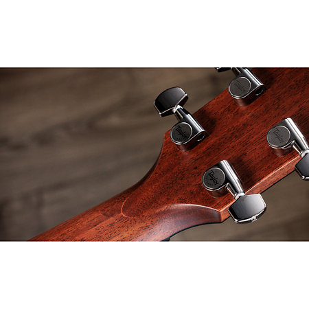 Taylor 812ce Next Generation Natural + Etui