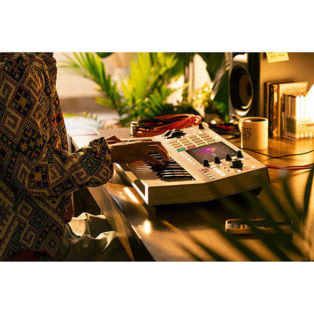 MPC Key 37 G2 Akai