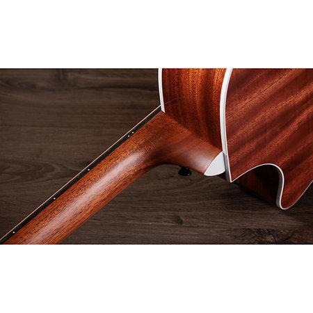 512ce Next generation + Etui Taylor