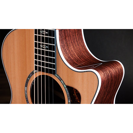 712ce Next generation + Etui Taylor