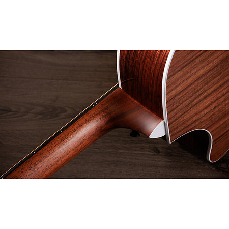 712ce Next generation + Etui Taylor
