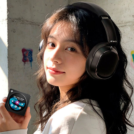 EH13 Noir Fiio